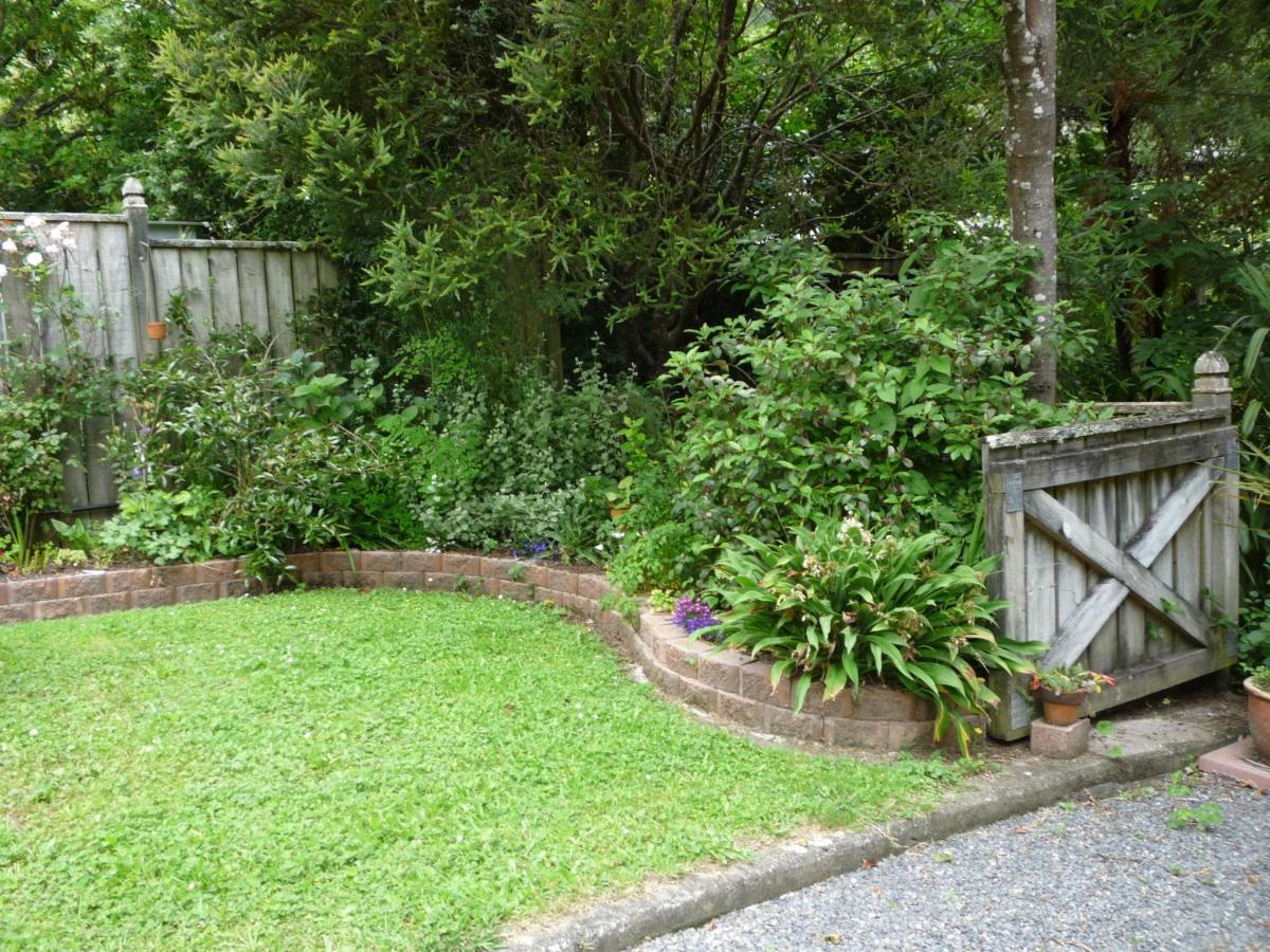 Twin Totara Cottage Upper Hutt Εξωτερικό φωτογραφία